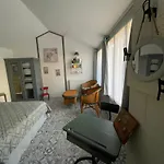 Ecole De Mathuna D Hotes Familiales Sejour Calme Avec Piscine Et Jardin 4* Marigny-Brizay