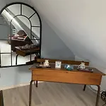 Ecole De Mathuna De Brizay Bed & Breakfast 4*