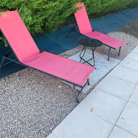 Ecole De Mathuna De Brizay Bed & Breakfast 3*