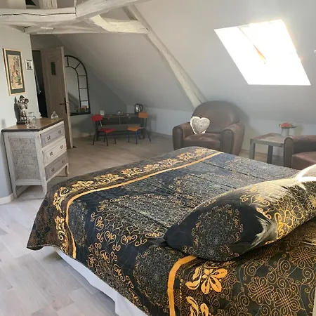 Nocleg ze śniadaniem Ecole De Mathuna D Hotes Familiales Sejour Calme Avec Piscine Et Jardin Marigny-Brizay