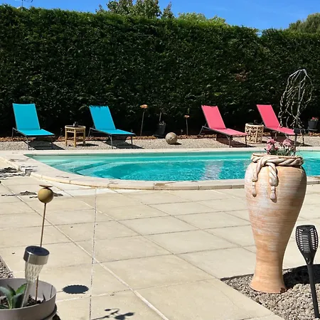 Ecole De Mathuna D Hotes Familiales Sejour Calme Avec Piscine Et Jardin Couette-café