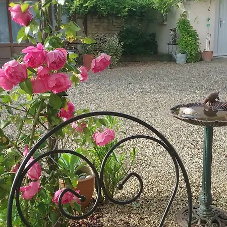 Nocleg ze śniadaniem Ecole De Mathuna D Hotes Familiales Sejour Calme Avec Piscine Et Jardin