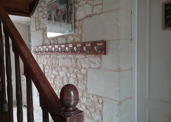 فندق مبيت وإفطار Ecole De Mathuna De Brizay 4*